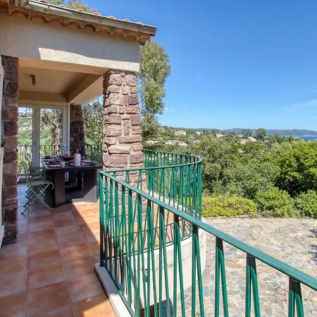 Sur * קבלייר-סור-מר