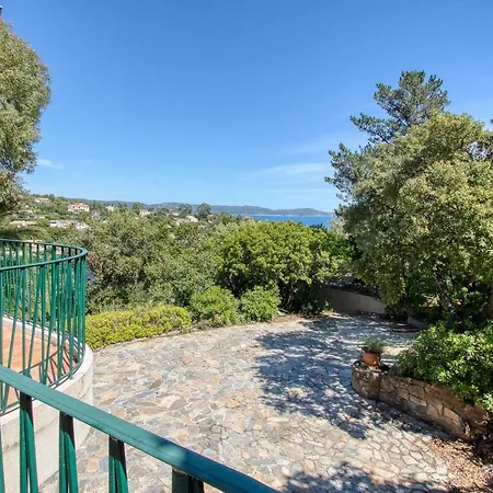 Sur Villa Cavalaire-sur-Mer